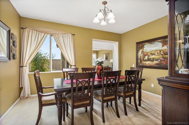 Chandelier, Dining room, Interior