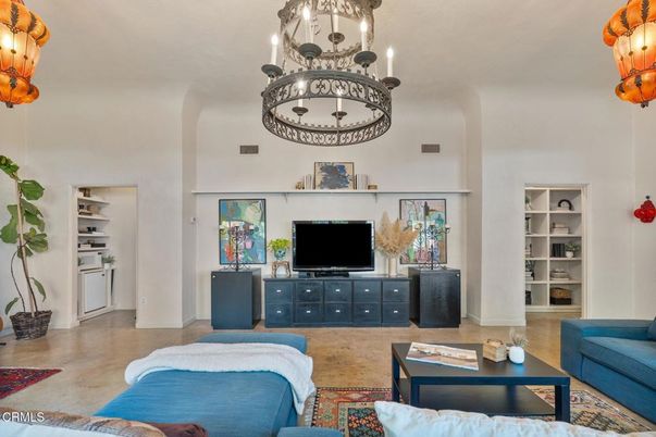 Chandelier, Interior, Living room