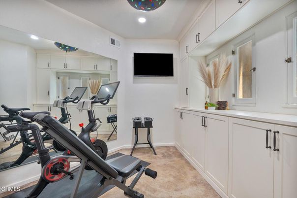 Fitness Equipment, Interior, Recessed Lighting