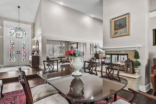 Dining room, Fireplace, Interior, Pendant Lights, Recessed Lighting, Wood Texture Flooring