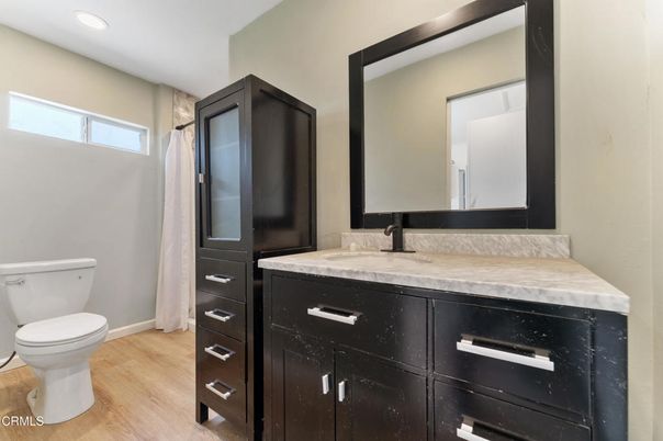 Bathroom, Interior, Recessed Lighting, Wood Texture Flooring