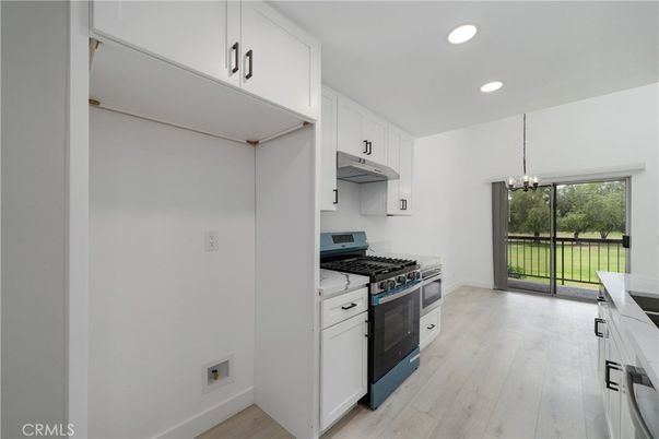 Chandelier, Interior, Kitchen, Pendant Lights, Recessed Lighting, Wood Texture Flooring