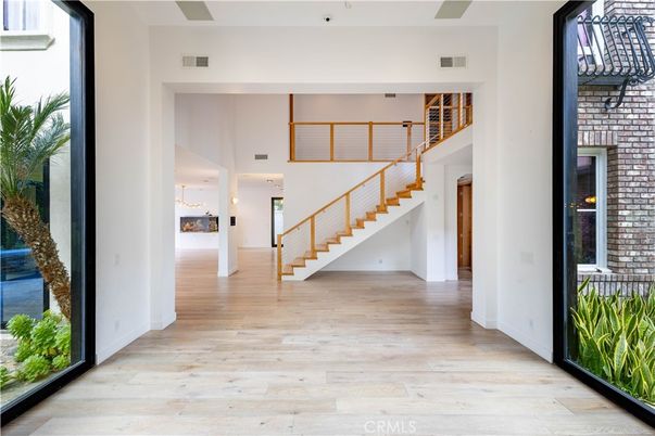 Interior, Pendant Lights, Wood Texture Flooring