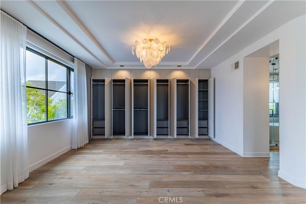 Chandelier, Empty room, Interior, Wood Texture Flooring