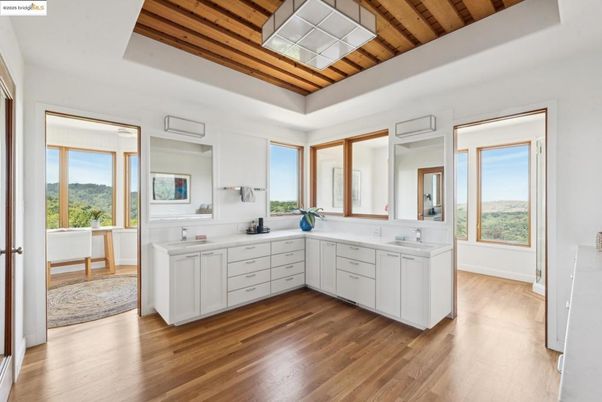 Bathroom, Dual Sink Vanities, Interior, Wooden Ceilings, Wood Texture Flooring