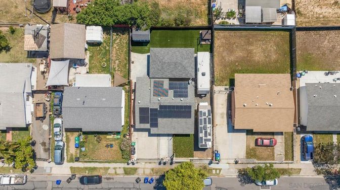 Exterior, Drone