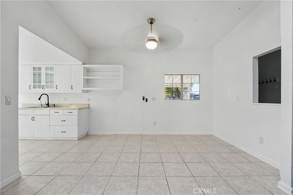 Empty room, Interior, Kitchen