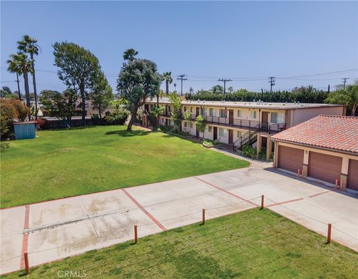 Backyard, Detached Garage, Exterior