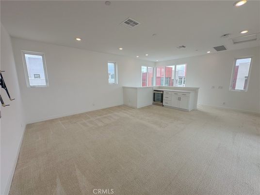 Empty room, Interior, Kitchen, Recessed Lighting