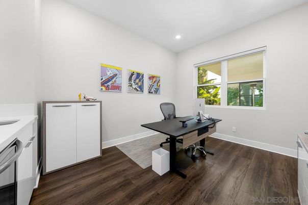 Home Office, Interior, Recessed Lighting, Wood Texture Flooring