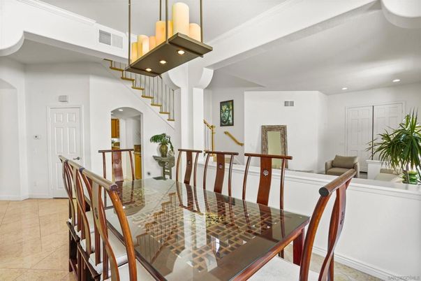 Dining room, Interior, Pendant Lights, Recessed Lighting