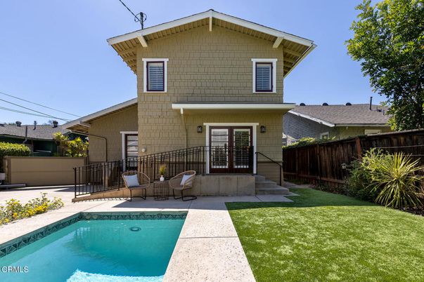 Exterior, Pool
