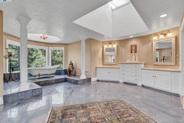 Bathroom, Dual Sink Vanities, Free Standing Baths, Interior, Recessed Lighting
