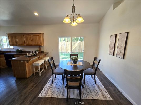 Dining room, Interior, Kitchen, Pendant Lights, Recessed Lighting, Wood Texture Flooring