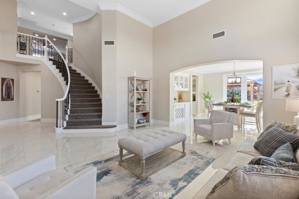 Interior, Living room, Pendant Lights, Recessed Lighting