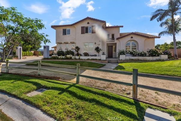 Backyard, Exterior, Facade, Mediterranean
