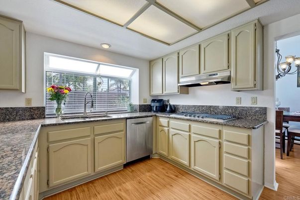 Dining room, Interior, Kitchen, Recessed Lighting, Wood Texture Flooring