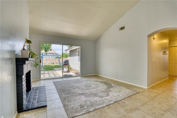 Empty room, Fireplace, Interior
