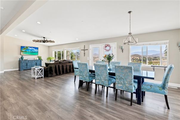 Dining room, Interior, Living room, Pendant Lights, Recessed Lighting, Wood Texture Flooring
