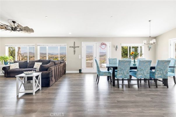 Dining room, Interior, Living room, Pendant Lights, Recessed Lighting, Wood Texture Flooring