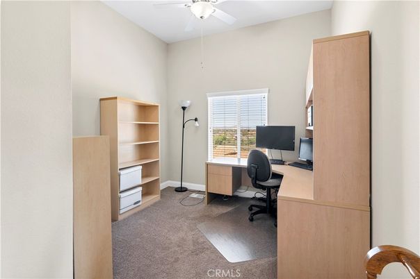 Home Office, Interior