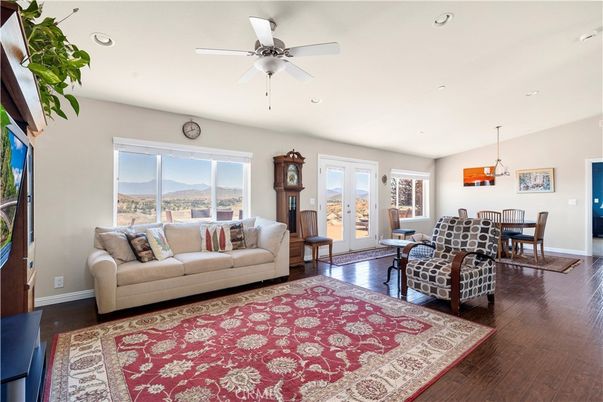 Dining room, Interior, Living room, Pendant Lights, Recessed Lighting, Wood Texture Flooring