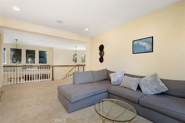 Interior, Living room, Pendant Lights, Recessed Lighting