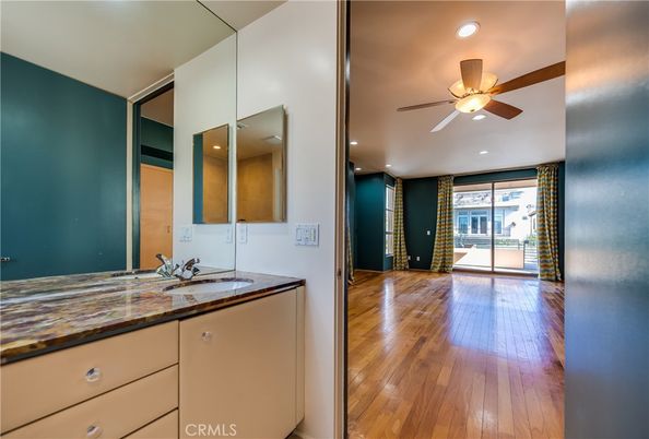 Bathroom, Interior, Recessed Lighting, Wood Texture Flooring