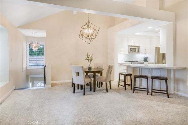 Chandelier, Dining room, Interior, Kitchen, Pendant Lights, Recessed Lighting, Stainless Steel Appliances