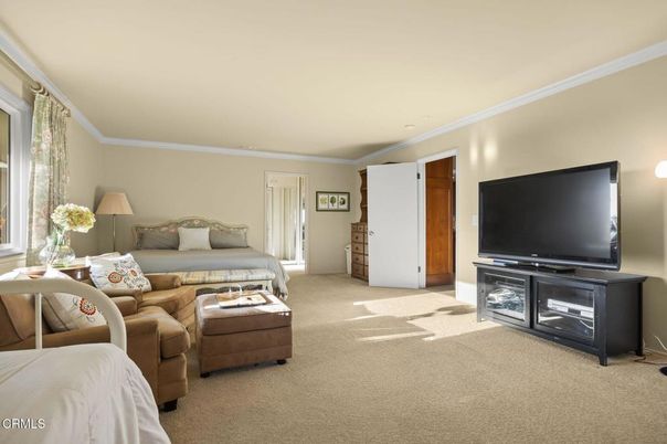 Bedroom, Interior, Living room