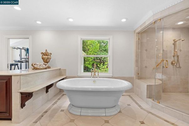 Bathroom, Free Standing Baths, Glass Shower, Interior, Recessed Lighting
