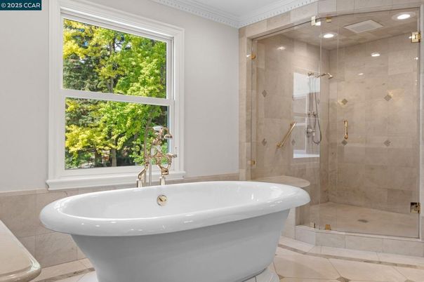 Bathroom, Free Standing Baths, Glass Shower, Interior, Recessed Lighting