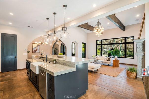 Chandelier, Interior, Kitchen, Living room, Pendant Lights, Recessed Lighting, Wooden Beams, Wood Texture Flooring