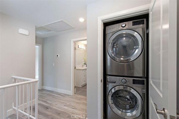 Interior, Recessed Lighting, Utility Closets, Washer, Wood Texture Flooring