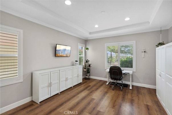 Home Office, Interior, Recessed Lighting, Wood Texture Flooring
