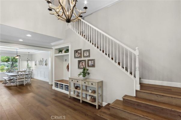 Chandelier, Dining room, Interior, Pendant Lights, Recessed Lighting, Wood Texture Flooring