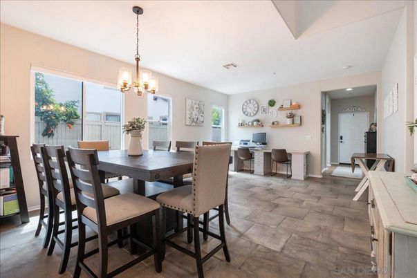 Chandelier, Dining room, Interior, Pendant Lights, Recessed Lighting