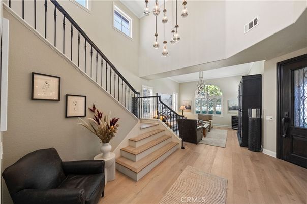 Interior, Living room, Pendant Lights, Wood Texture Flooring