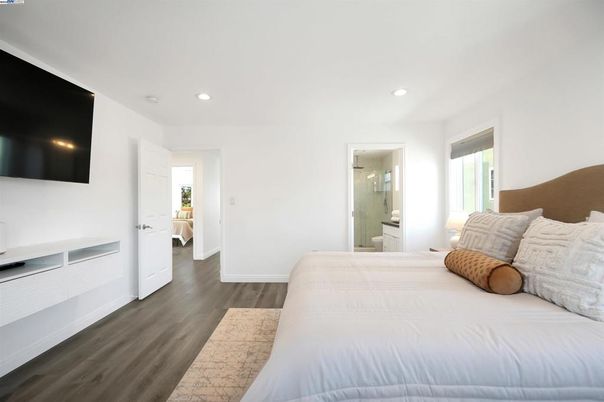 Bedroom, Interior, Recessed Lighting, Wood Texture Flooring