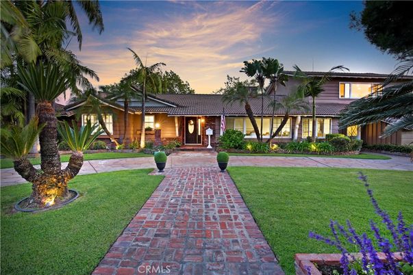 Backyard, Exterior, Facade, Mediterranean