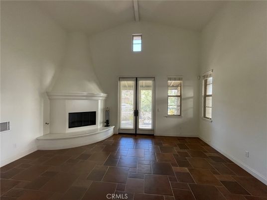 Empty room, Fireplace, Interior