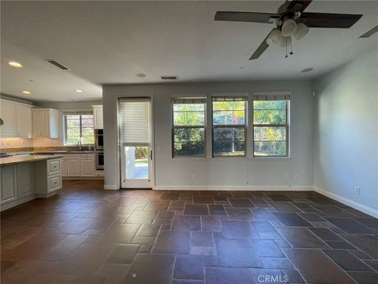 Empty room, Interior, Kitchen, Recessed Lighting