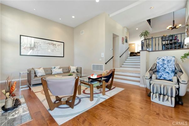 Chandelier, Dining room, Interior, Living room, Recessed Lighting, Wood Texture Flooring