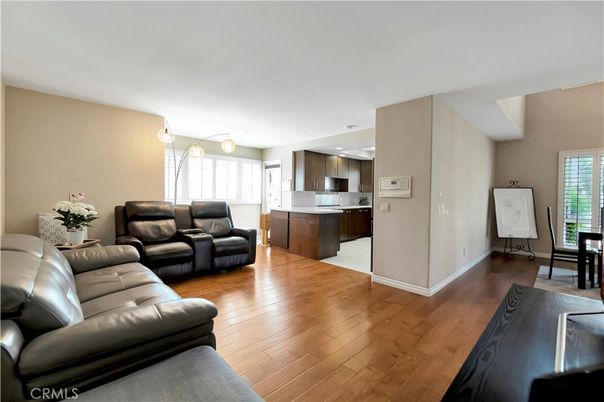 Dining room, Interior, Kitchen, Living room, Stainless Steel Appliances, Wood Texture Flooring