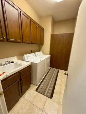 Interior, Washer
