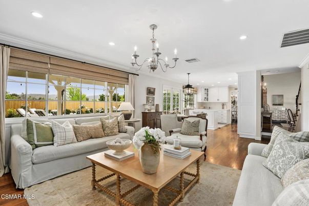 Chandelier, Dining room, Interior, Kitchen, Living room, Recessed Lighting, Wood Texture Flooring
