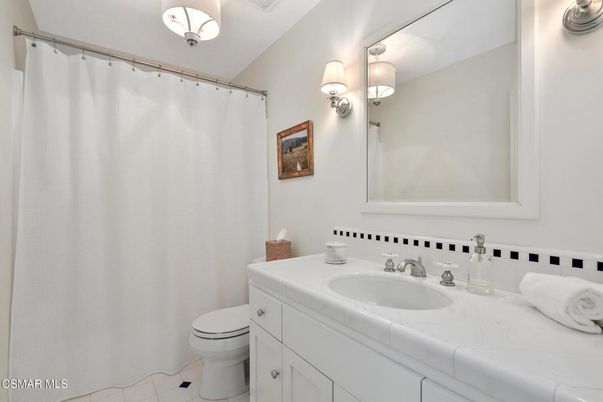 Bathroom, Interior, Tile Countertops