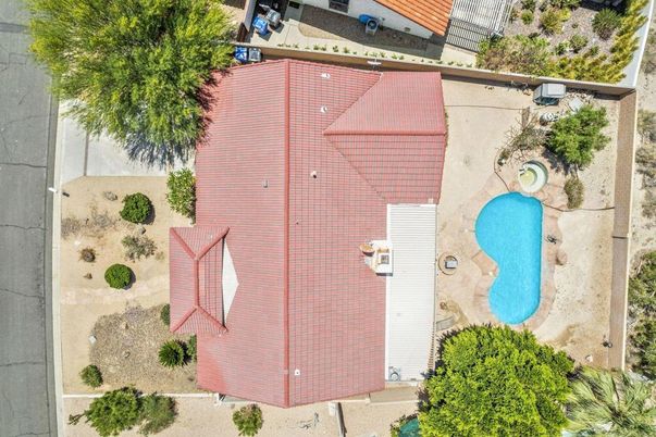 Exterior, Drone