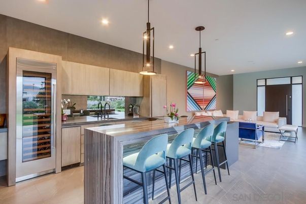 Dining room, Interior, Kitchen, Living room, Pendant Lights, Recessed Lighting, Stainless Steel Appliances