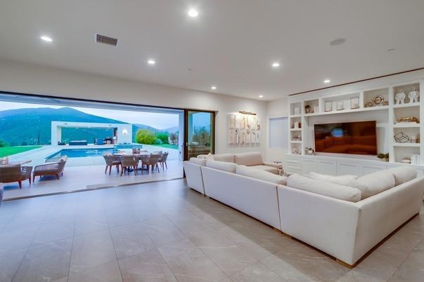 Dining room, Interior, Living room, Recessed Lighting